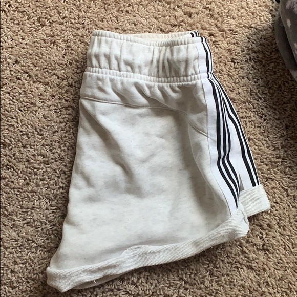 Adidas Soft Shorts - Picture 2 of 3